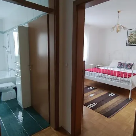 Apartma Alda Apartamento *