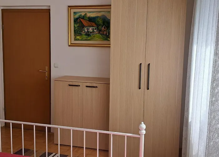 Apartma Alda *